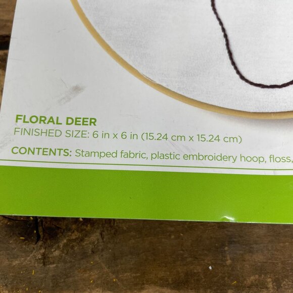 Bucilla Floral Deer Stamped Embroidery Kit 6" Hoop & Materials Included 47916E - Picture 4 of 4